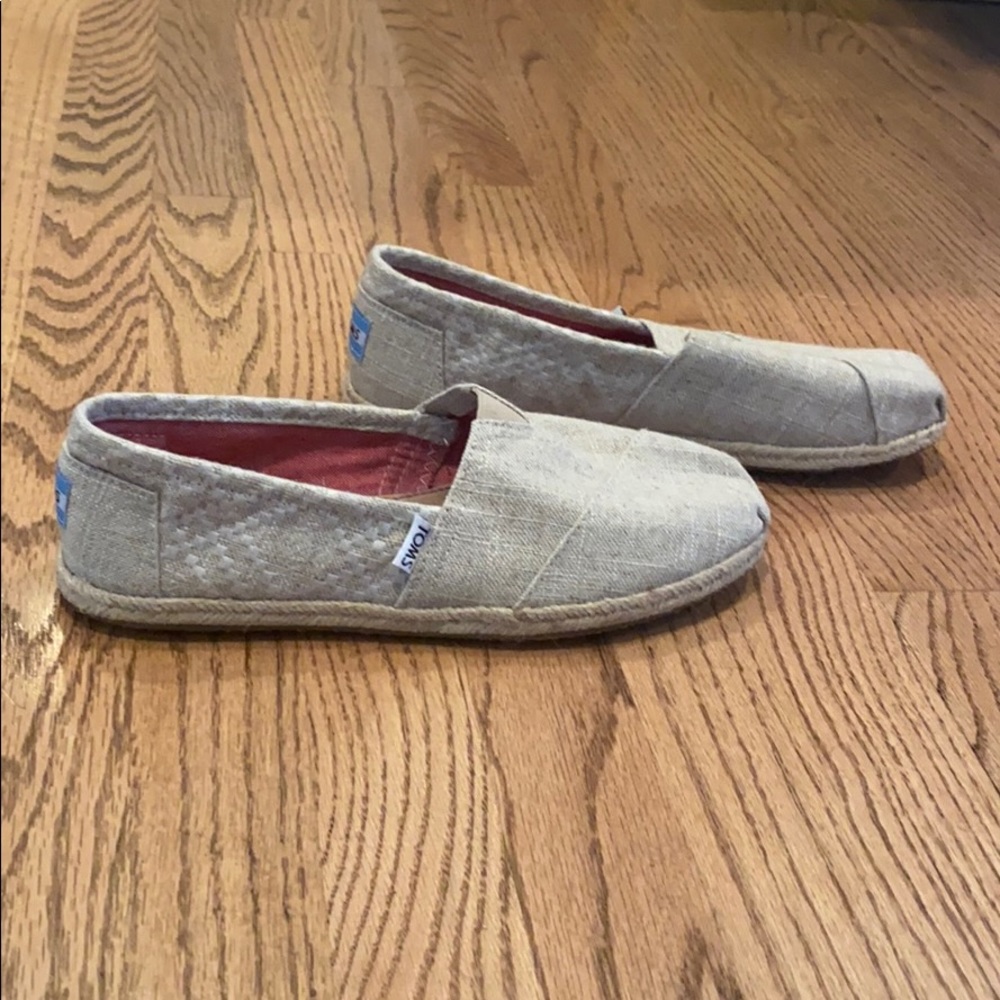 Toms slip ons